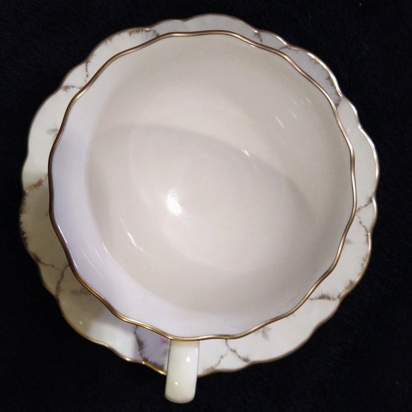 Elegant Mikasa 5 Piece Ivory Bone China Place Setting - Remembrance - Picture 6 of 6